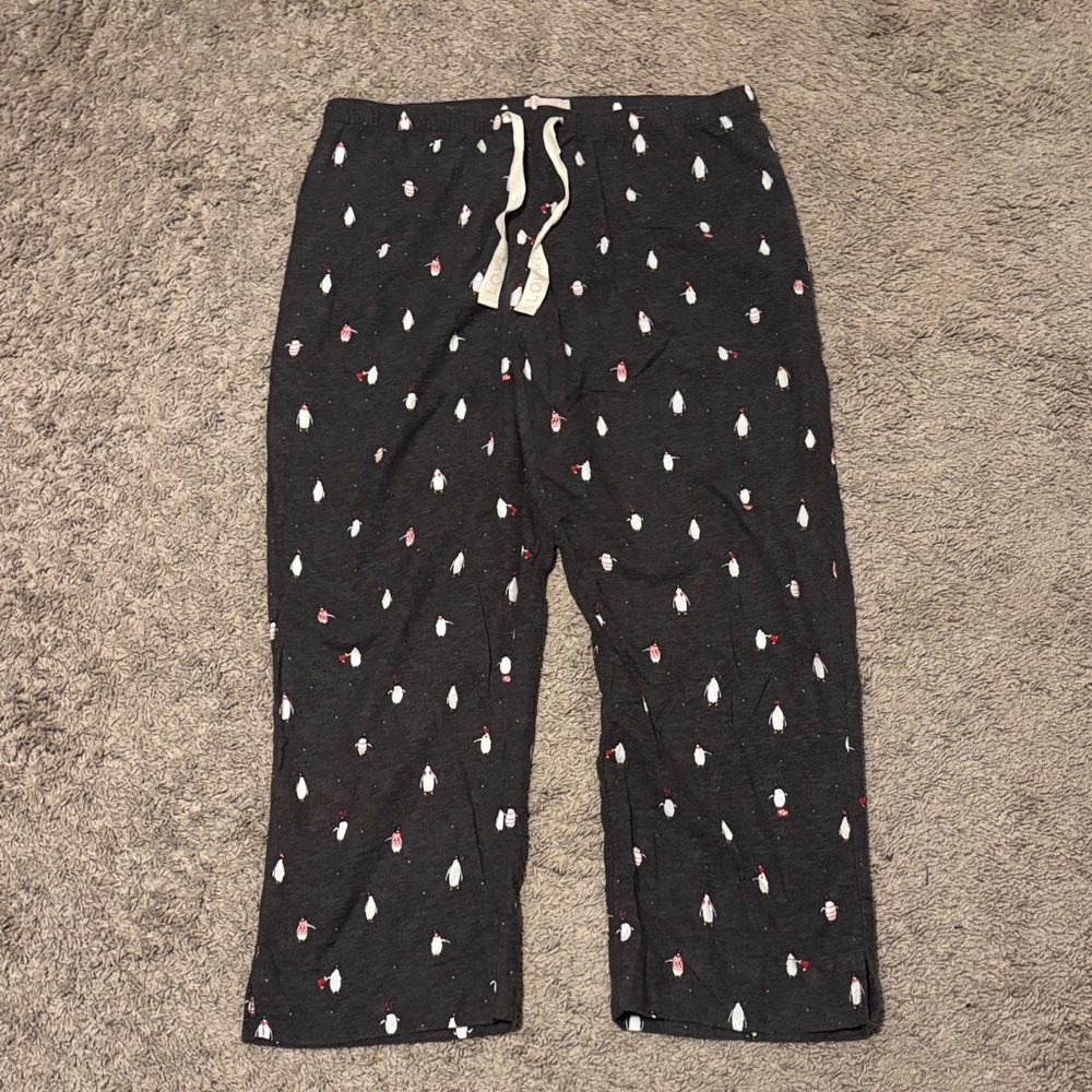 GAP Black Pajama Pants with White and Red Accents Penguins